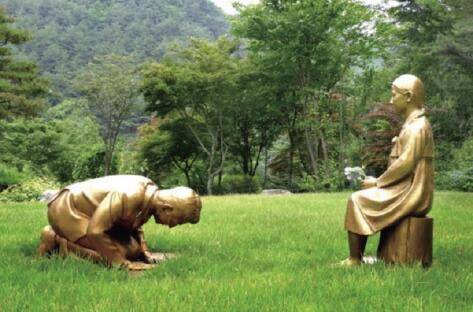 金昌烈|不仅拒绝撤像，韩植物园还推出“安倍下跪像”写真集：每本70元人民币