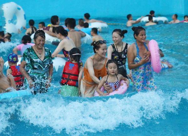 保利|夏日戏水享清凉