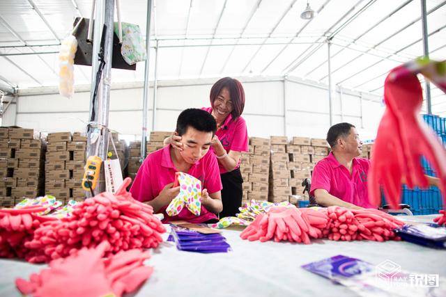 林素平|残疾女老板遇疫情积压库存上千万，仍坚持给员工开工资