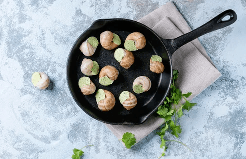 不知道|用1颗糖洗澡是什么体验？不洗都不知道身上这么脏，竟然还能扣出油脂粒！