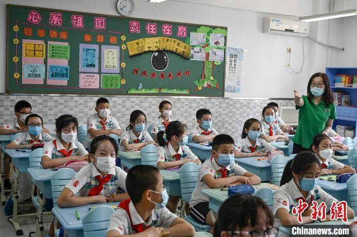 疫情|多地确定新学期开学日期：错峰返校 分批报到