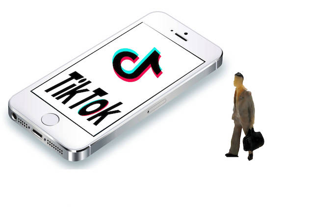 TikTok|复盘美国政商合谋围猎TikTok这一年