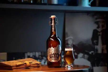 琥珀色调中的产业变革:青岛啤酒"百年之旅"超高端啤酒
