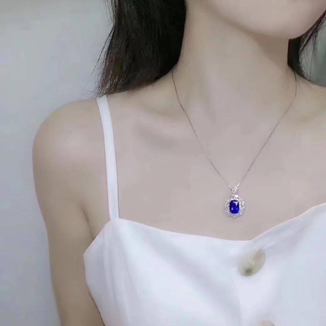 子和|布达拉宫用了多少吨金子和珠宝用来装饰呢？说出来你都不敢相信