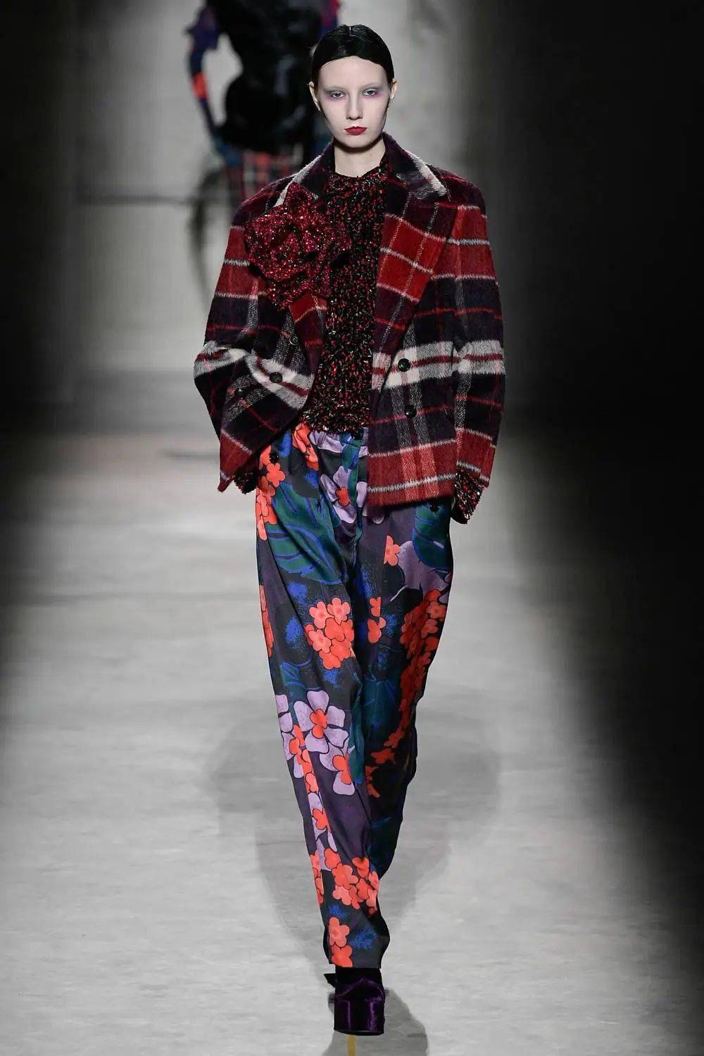Dries|Dries Van Noten (德赖斯-范诺顿) 2020秋冬高级成衣系列!