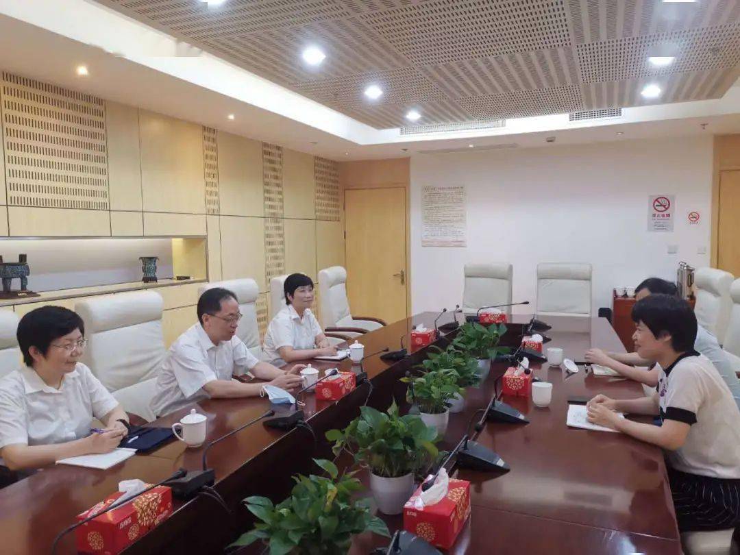 黄浦区人民法院院长党组书记樊长春走访调研半淞园路街道