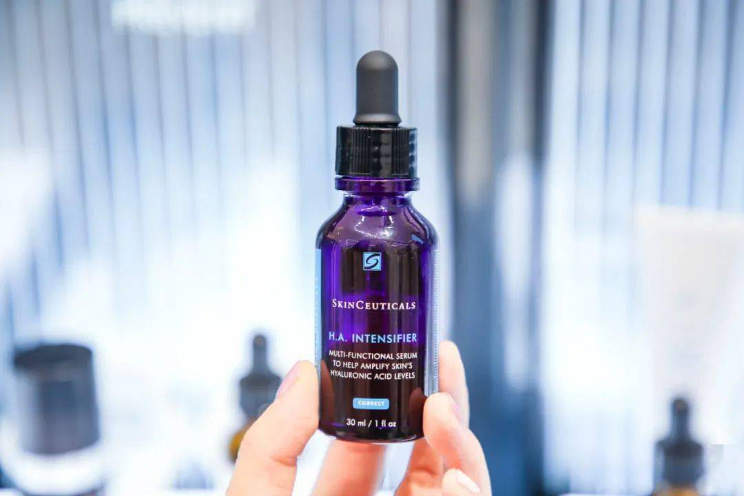 空降|心动警告！护肤界大魔王空降钟楼，一秒唤醒你的少女肌！