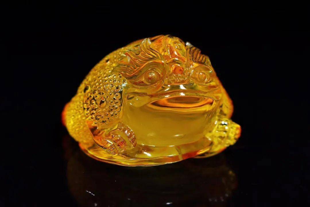 货源|呵呵你那也叫琥珀蜜蜡一手货源，15块克价的蜜蜡原石见过没？