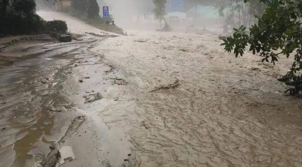 应急|今日立秋 红色暴雨预警！