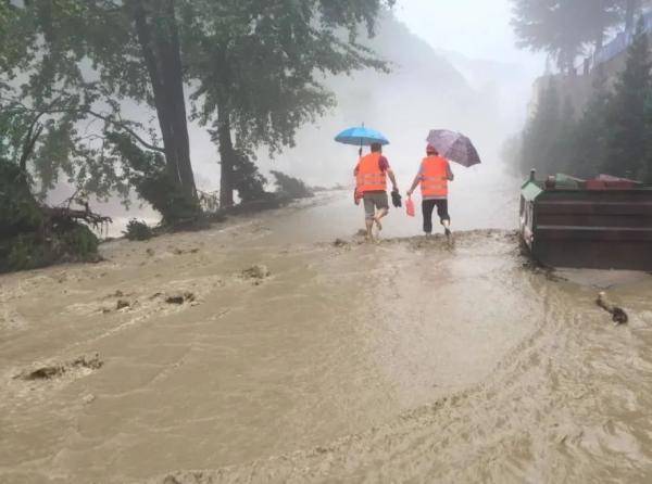 应急|今日立秋 红色暴雨预警！