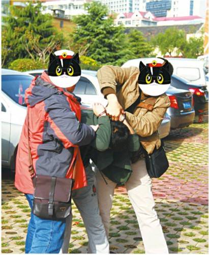 毒贩|反扒民警老穆：“隐藏自己”的人