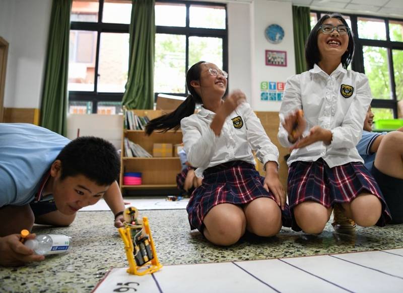 胡馨知|玩转科技模型，“智享”暑期生活