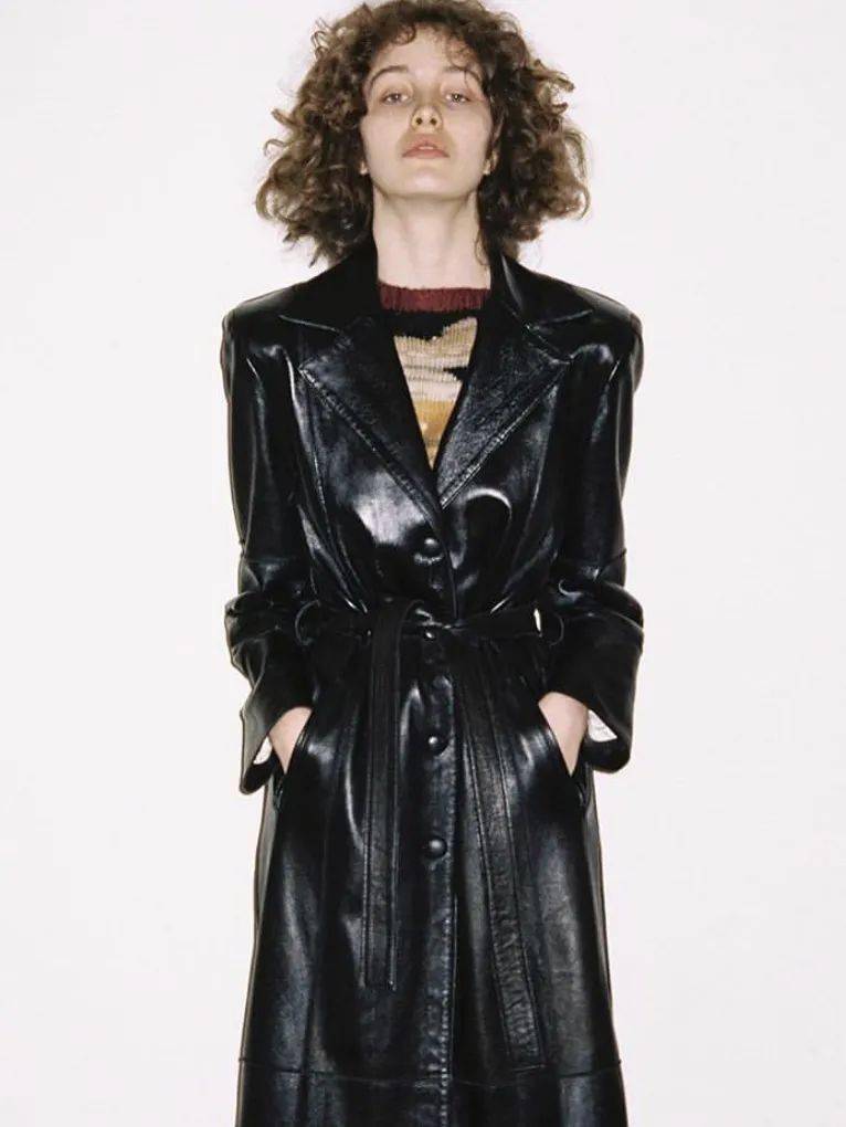 时装|想做不撞衫大赛的冠军，你还缺一件格鲁吉亚的时装