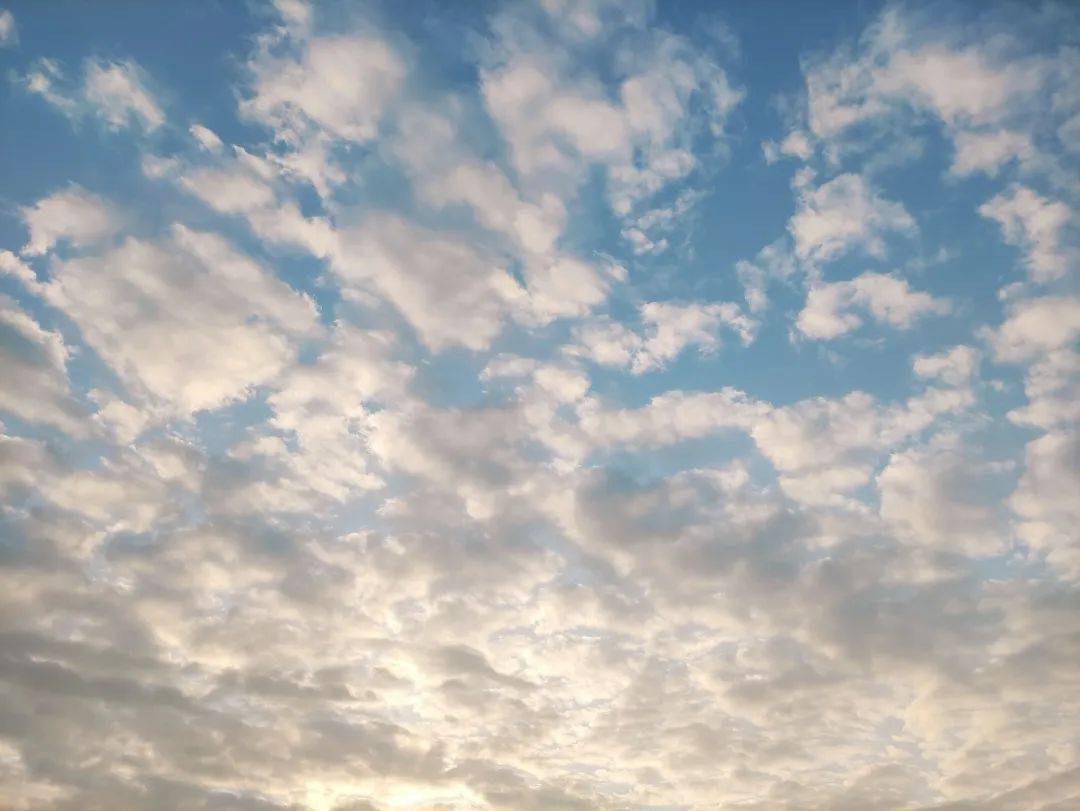 抓住夏天的尾巴,小编带你定格新县夏日的天空