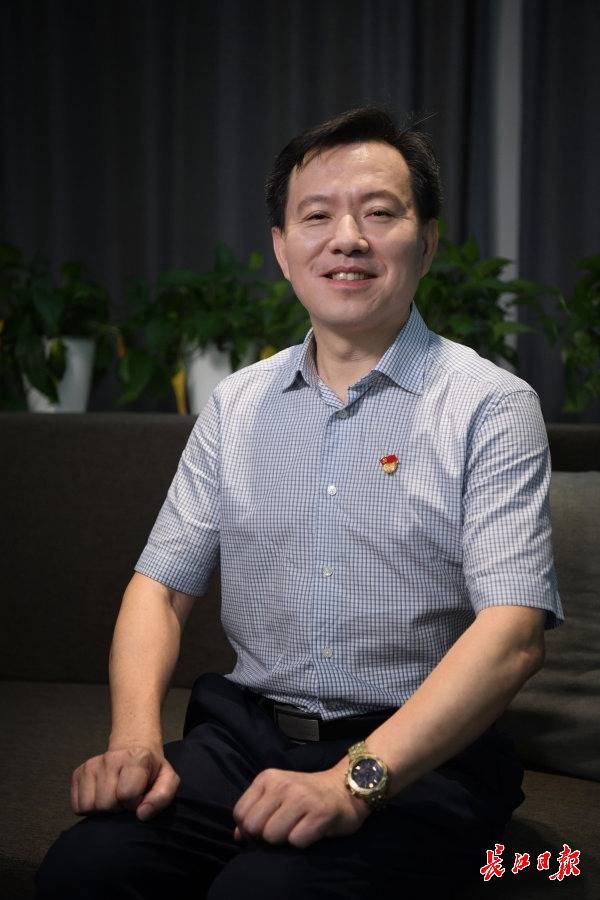 心底|湖北中西医结合医院院长：坚持上报疫情，但心底希望判断错了