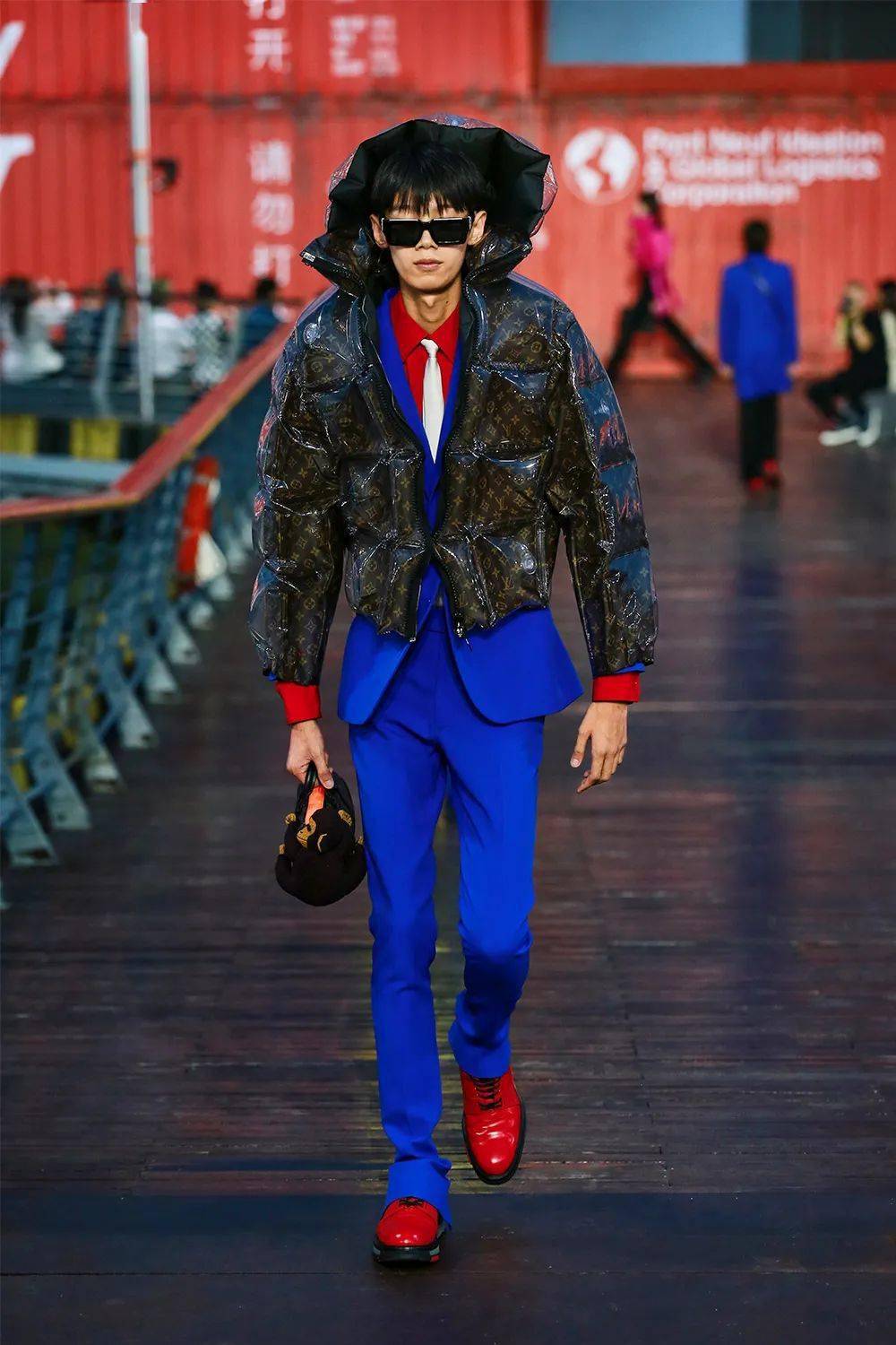 吴建豪|适逢 LV 男装大秀，吴建豪想要送你一份礼物