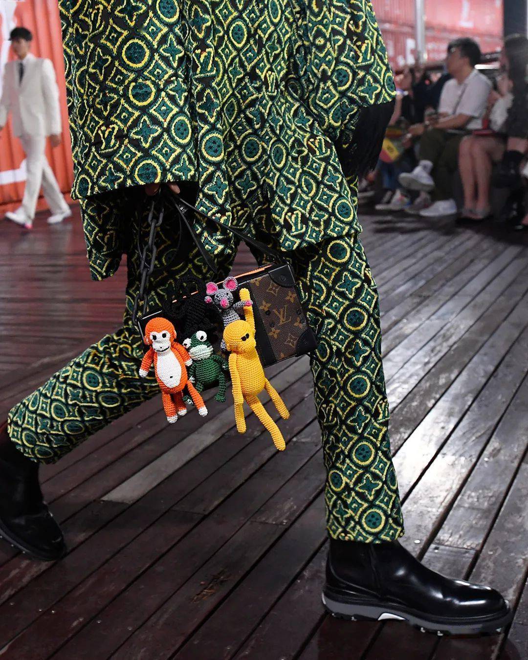 吴建豪|适逢 LV 男装大秀，吴建豪想要送你一份礼物