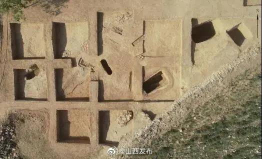 遗址|山西发现石城墙！与石峁遗址相似
