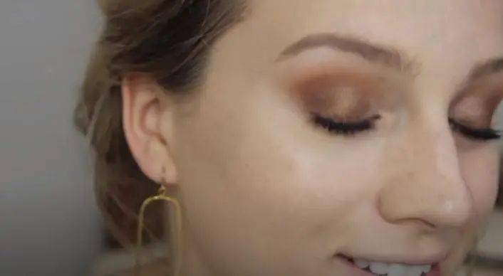 质地|你真的用对粉底液了吗？| Beauty