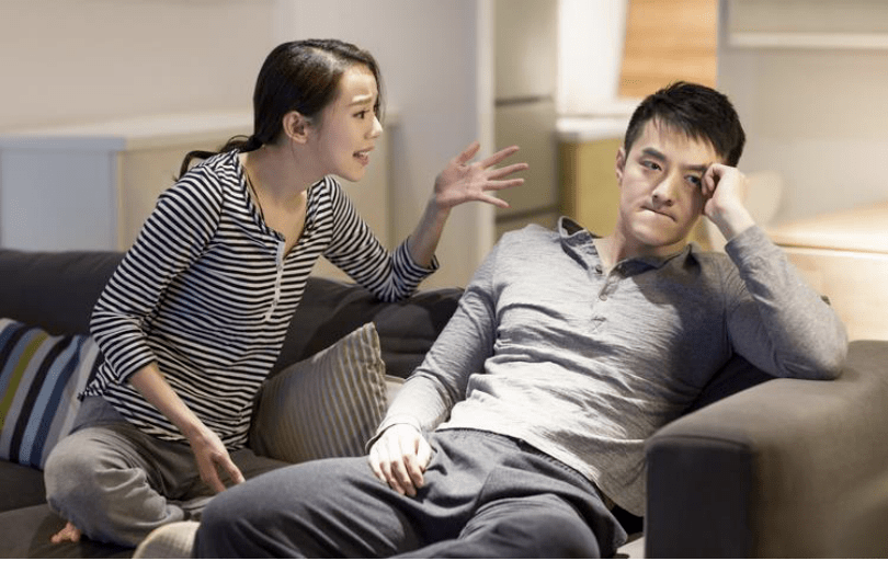 爸爸妈妈吵架了
