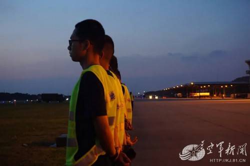 机务|一个月，看机务新兵如何披荆斩棘！