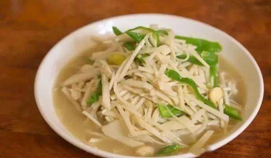 热带雨林|还好吃!【逛吃】西双版纳不仅美