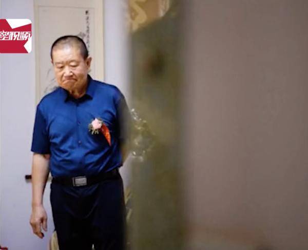 婚礼|新娘刚被接走，婚礼摄影师记录下娘家人真实一幕……