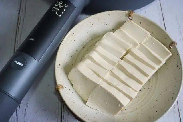 烧烤|在家3元做1盘，秘制料汁教给你，学会能摆摊火爆街头的铁板豆腐