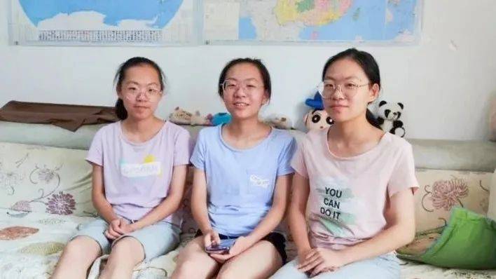 神同步！三胞胎姐妹，进了同一所大学！