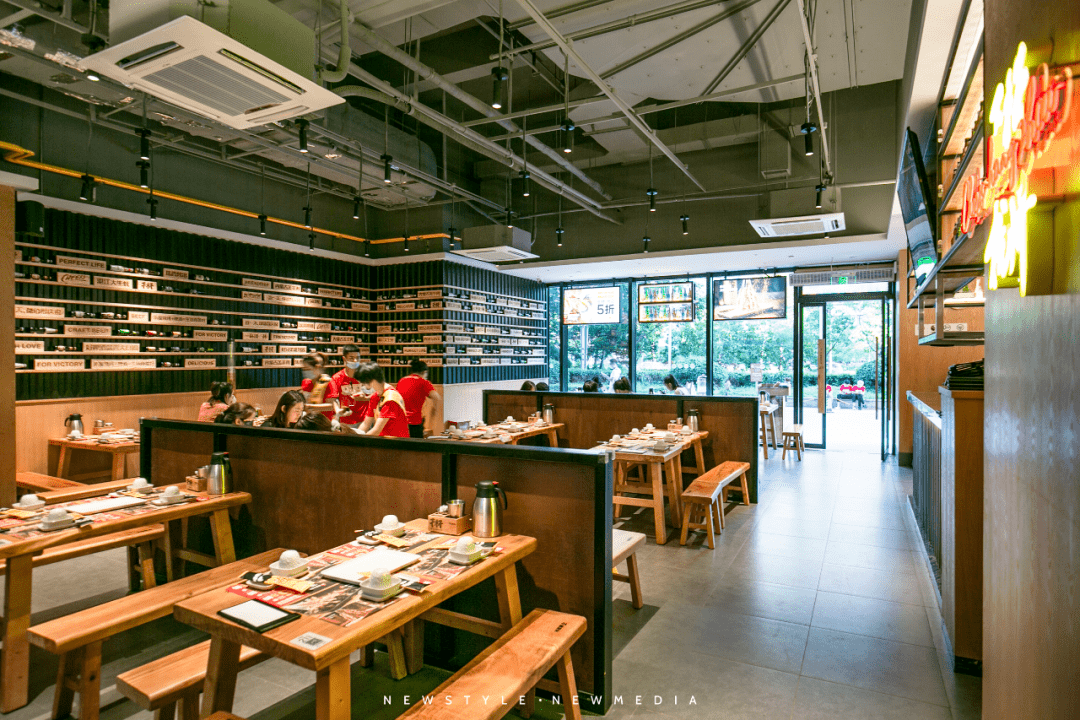 羔羊肉串|烧烤界“扛霸子”木屋烧烤又开新店！5.8折撸串喝酒