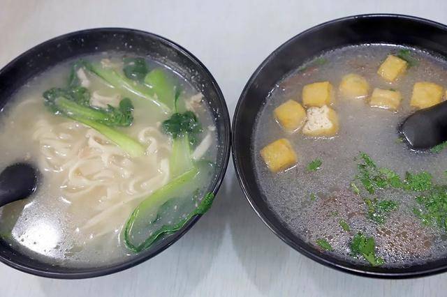 鸭血粉丝汤配什么饼 6ef2193d0e46436e95a3b18d66dd2bfa.jpeg
