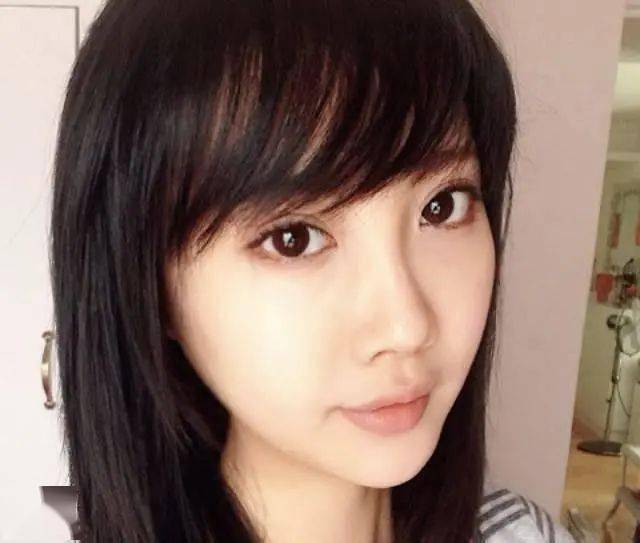 加油！30岁香港歌手抗癌8年，癌细胞已扩散全身