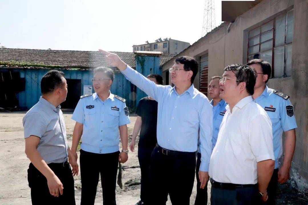 王唤春调研违法违规"小化工"专项整治
