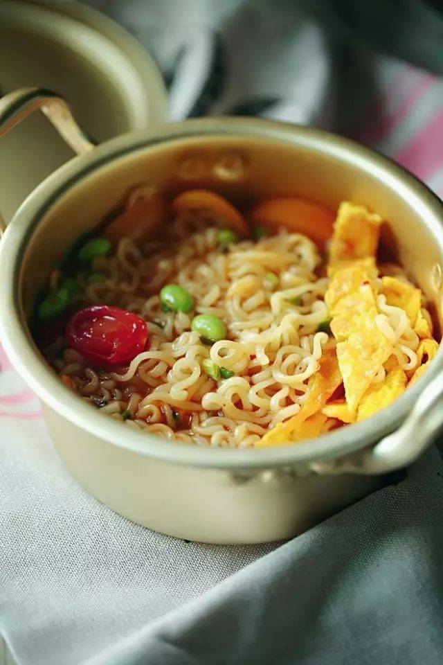 改造|这样改造变得实用多了！一次性筷子用一次就丢好浪费