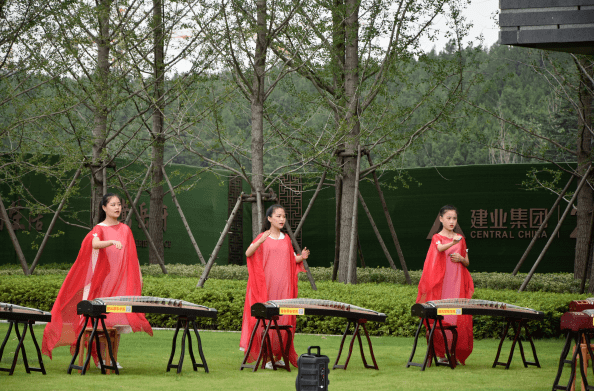 登封人口音_登封少林寺图片(2)