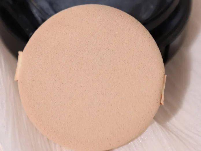 纪梵|贵妇气垫测评2.0 | 900块的大佬输太惨了吧！！