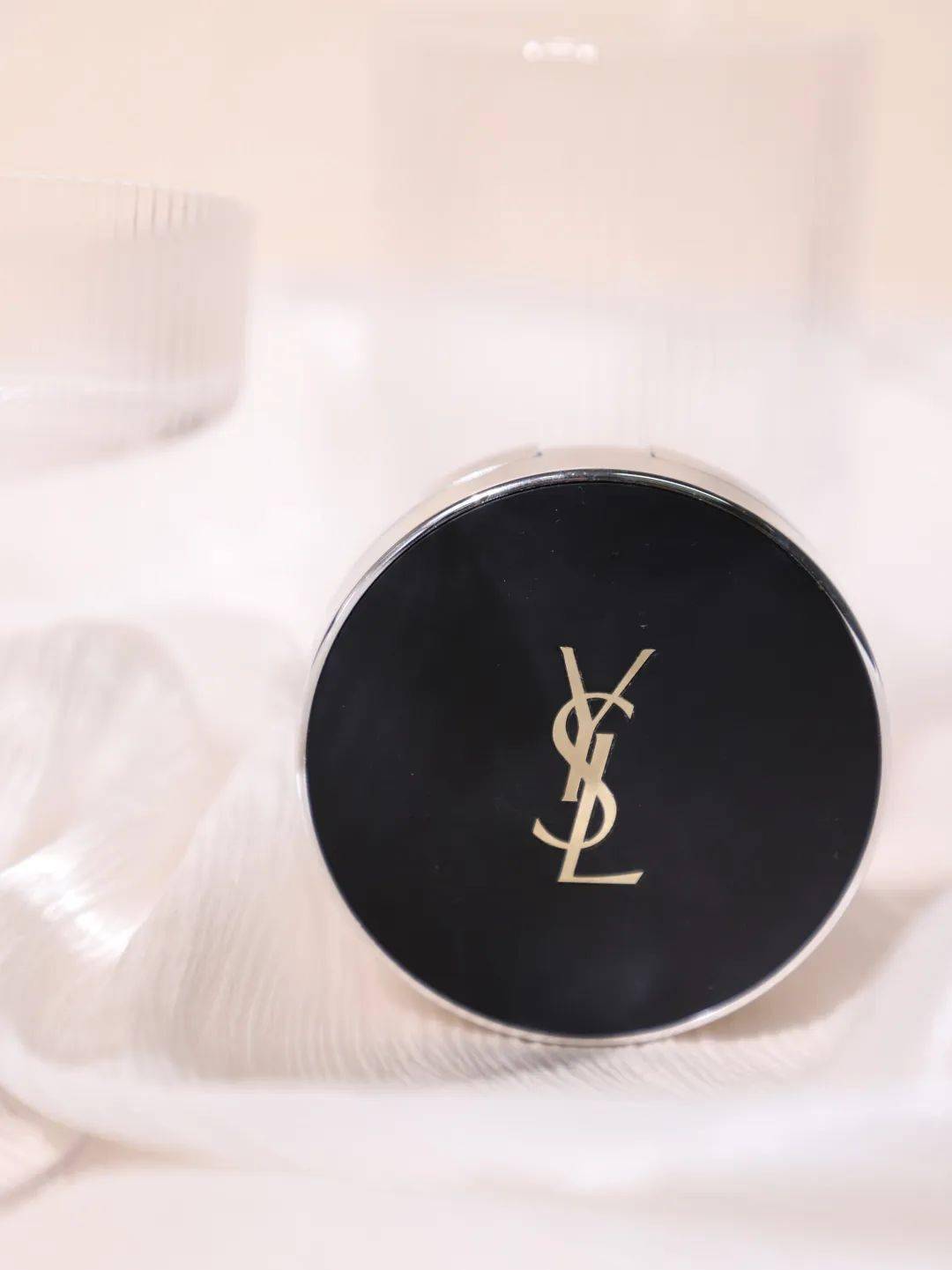 纪梵|贵妇气垫测评2.0 | 900块的大佬输太惨了吧！！