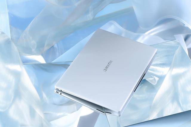 华为|第三代移动办公向智慧化升级 看华为MateBook X如何演绎