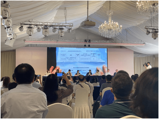 报价|第三批药品集采现场：近200家药企肉搏，有品种报价1分钱，有品种降价90%