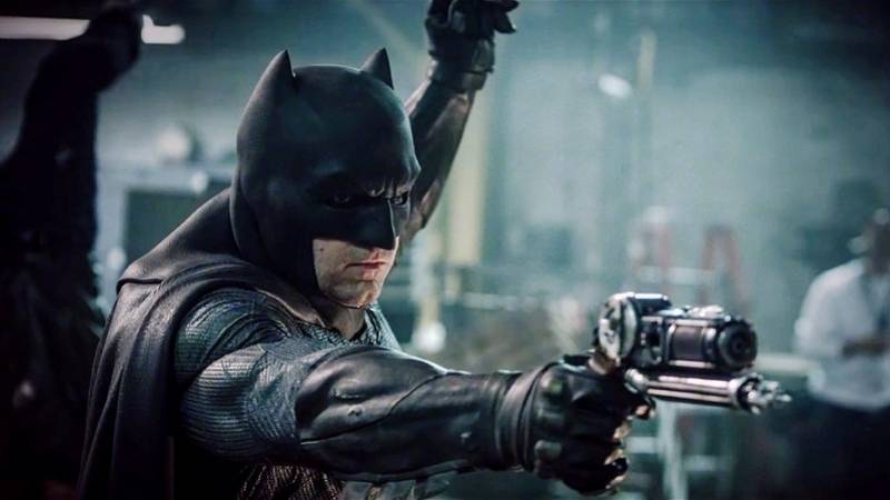 本·阿弗莱克再演蝙蝠侠，在《闪电侠》客串_巴里·艾伦