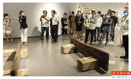 围屋|“我们将如何共同生活”12位艺术家用作品演绎与“围屋”的对话