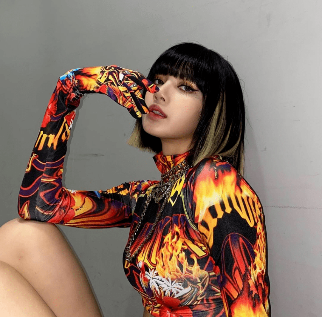 娃娃脸|Lisa、Jennie这些充满魅力的娃娃脸女生，到底是怎么化妆的？