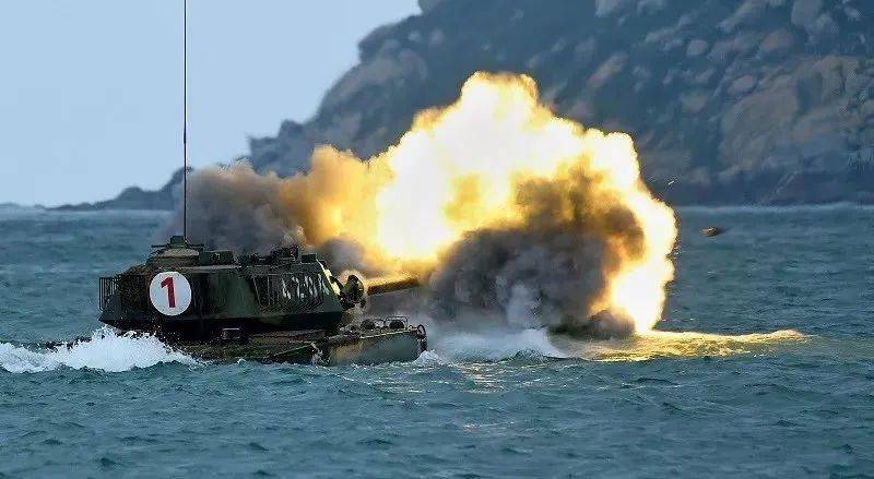 解放军四大海域演习 回应外部挑衅_南海