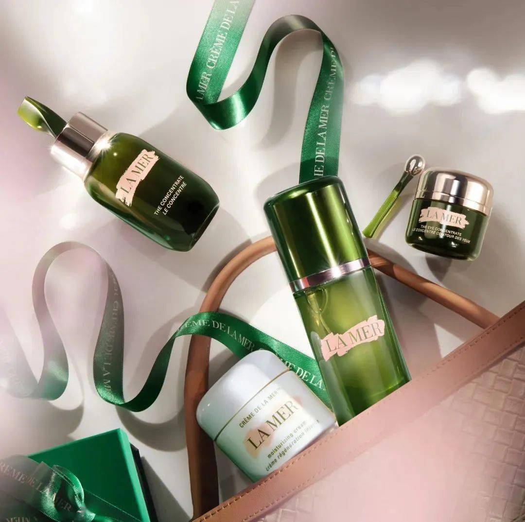 礼盒|男朋友先放一放，趁情人节买套美容品挺值的！