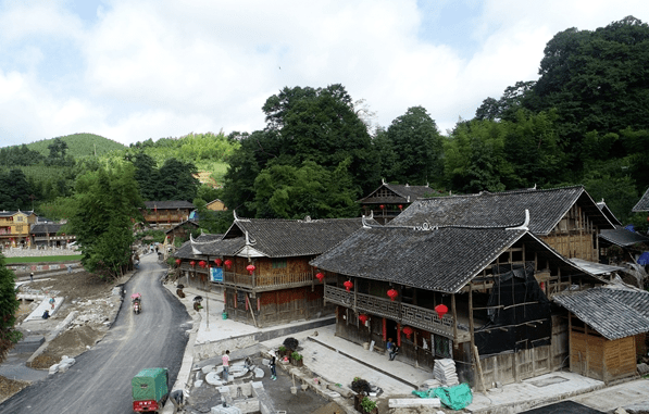 隆回县虎形山大花瑶景区周边各村寨即将以崭新面貌呈现在游客面前