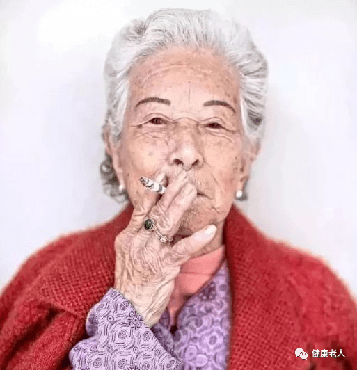 有什么方法让胡子长得多 53070ef0602c4a5bb16b8d91e6f62b92.png