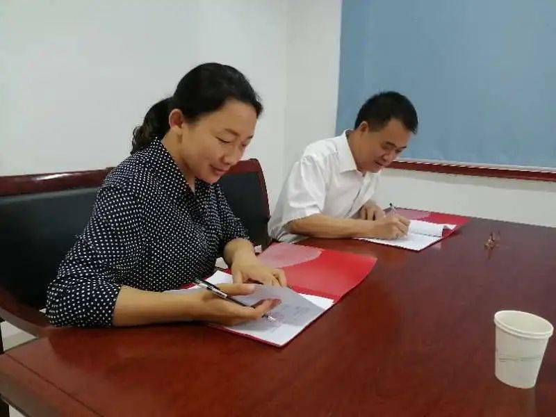 县农业农村委员会副主任侯妍妍主持仪式省派宁阳县乡村振兴服务队