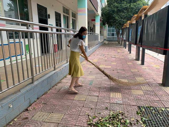 李琦|新的起航，老师在“家”等你们—卫生清洁齐上阵，干净整洁迎新生