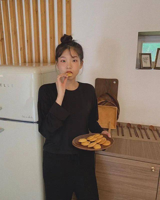 眼线|姜涩琪的眼妆迷倒了我，学习单眼皮怎么画都好看的秘诀