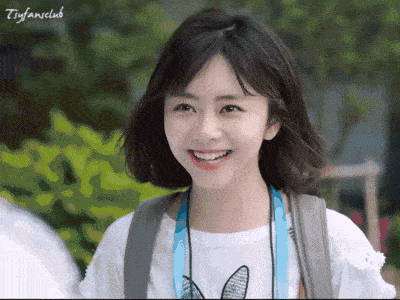 少女|30岁还在演高中生，人间“扫弟机”的少女感还剩几年？